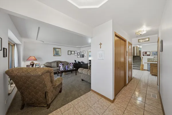 $349,500 | 1549 Wayne Drive, Crete, IL 60417