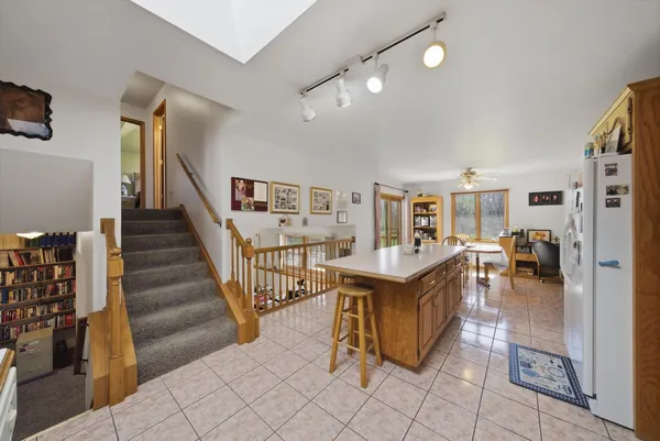 $349,500 | 1549 Wayne Drive, Crete, IL 60417