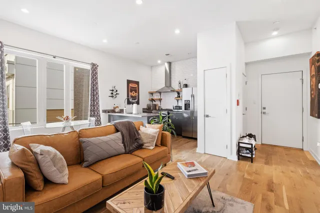 $1,895 | 1617-27 Hope Street, Unit 3B, Philadelphia, PA 19122