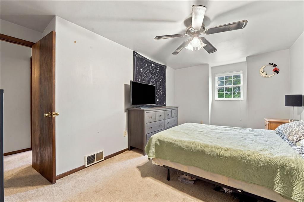 278-280 West Starz Road Cheswick, PA 15024 - Photo 3 of 28 Gallery Image 3