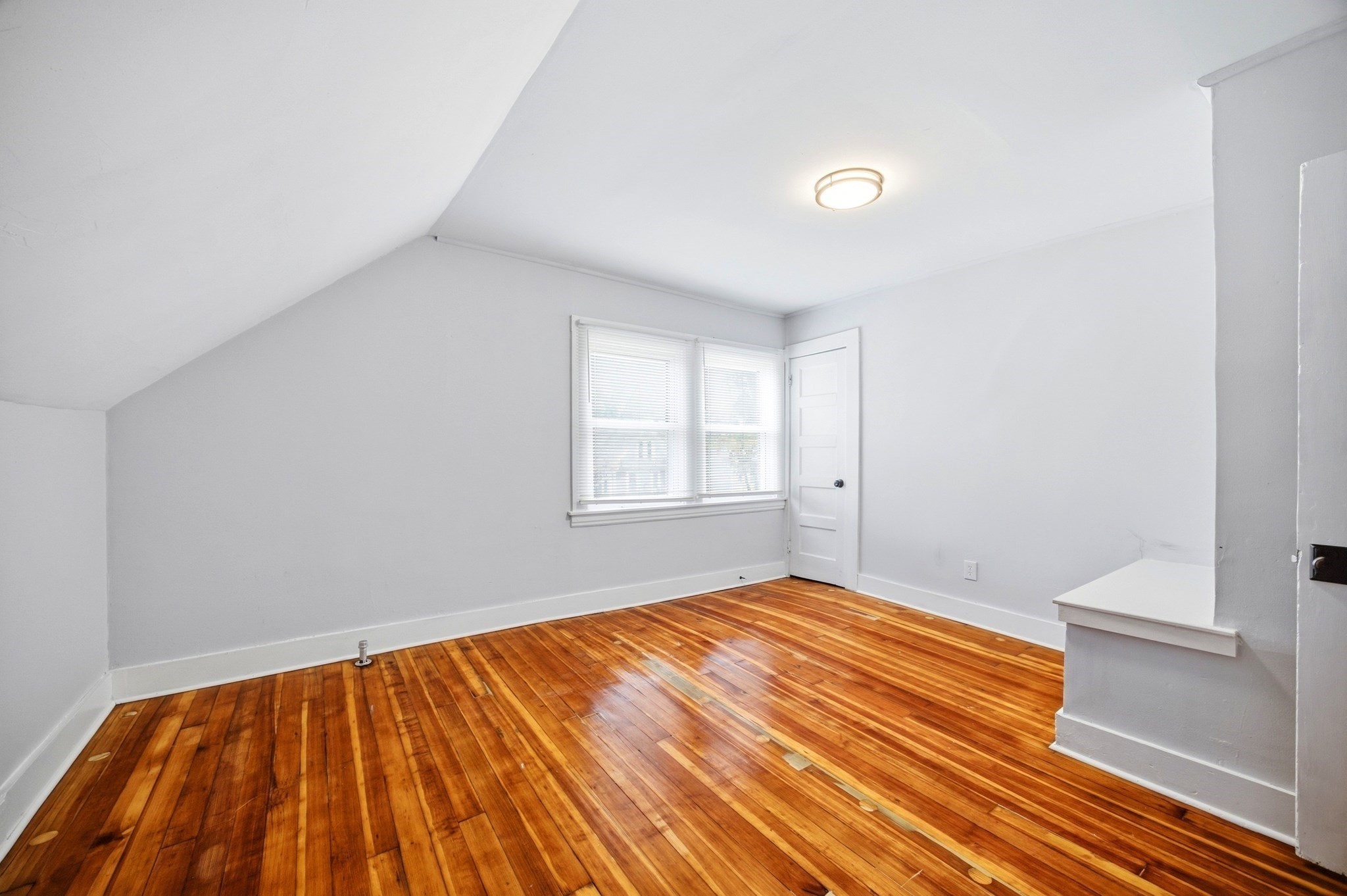 43-45 Dexter Street Springfield, MA 01105 - Photo 27 of 31 Gallery Image 27