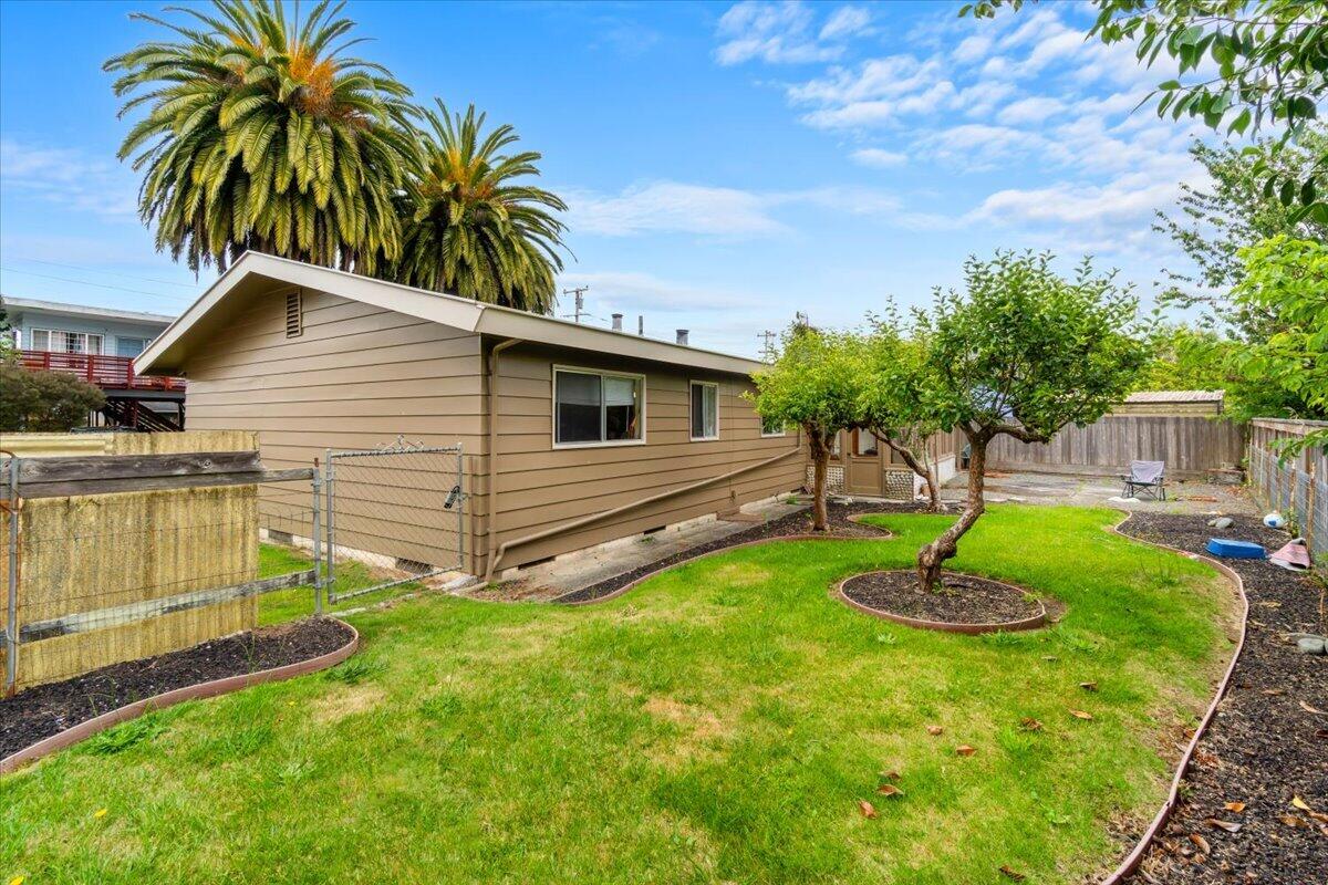 2345 Wilson Street Arcata, CA 95521 - Photo 25 of 26