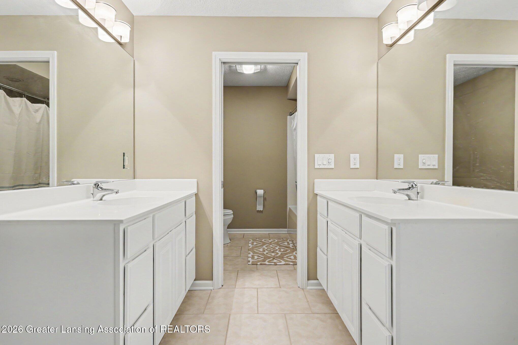 10791 West Jolly Road Lansing, MI 48911 - Photo 40 of 58 029_file_6692