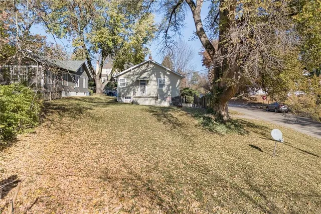 $189,900 | 2816 Sherman Avenue, St. Joseph, MO 64506