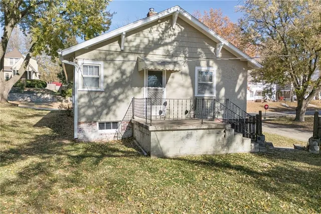 $189,900 | 2816 Sherman Avenue, St. Joseph, MO 64506