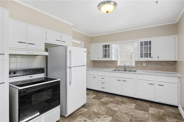 $189,900 | 2816 Sherman Avenue, St. Joseph, MO 64506