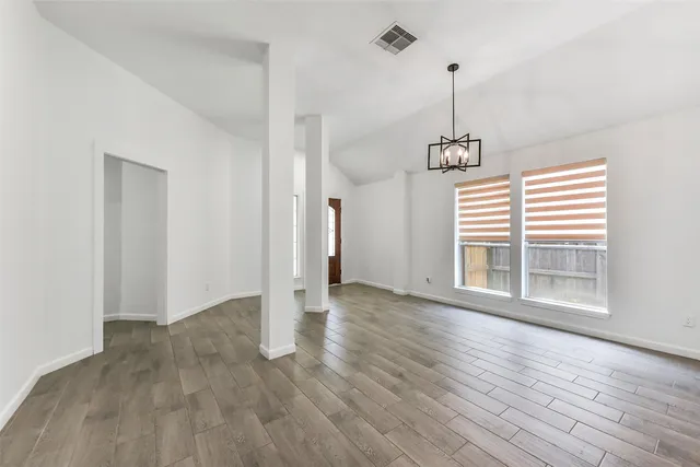 $2,600 | 13021 Castlewind Lane, Pearland, TX 77584