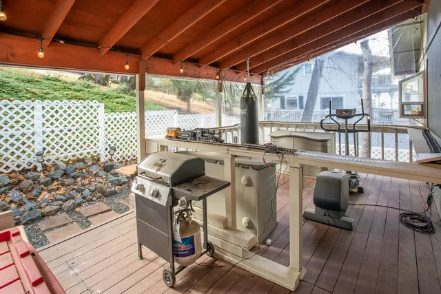 $495,000 | 19056 Hummingbird Drive, Penn Valley, CA 95946