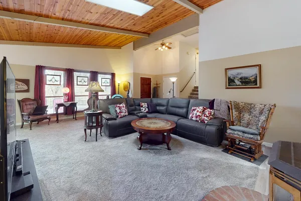 $475,000 | 19056 Hummingbird Drive, Penn Valley, CA 95946