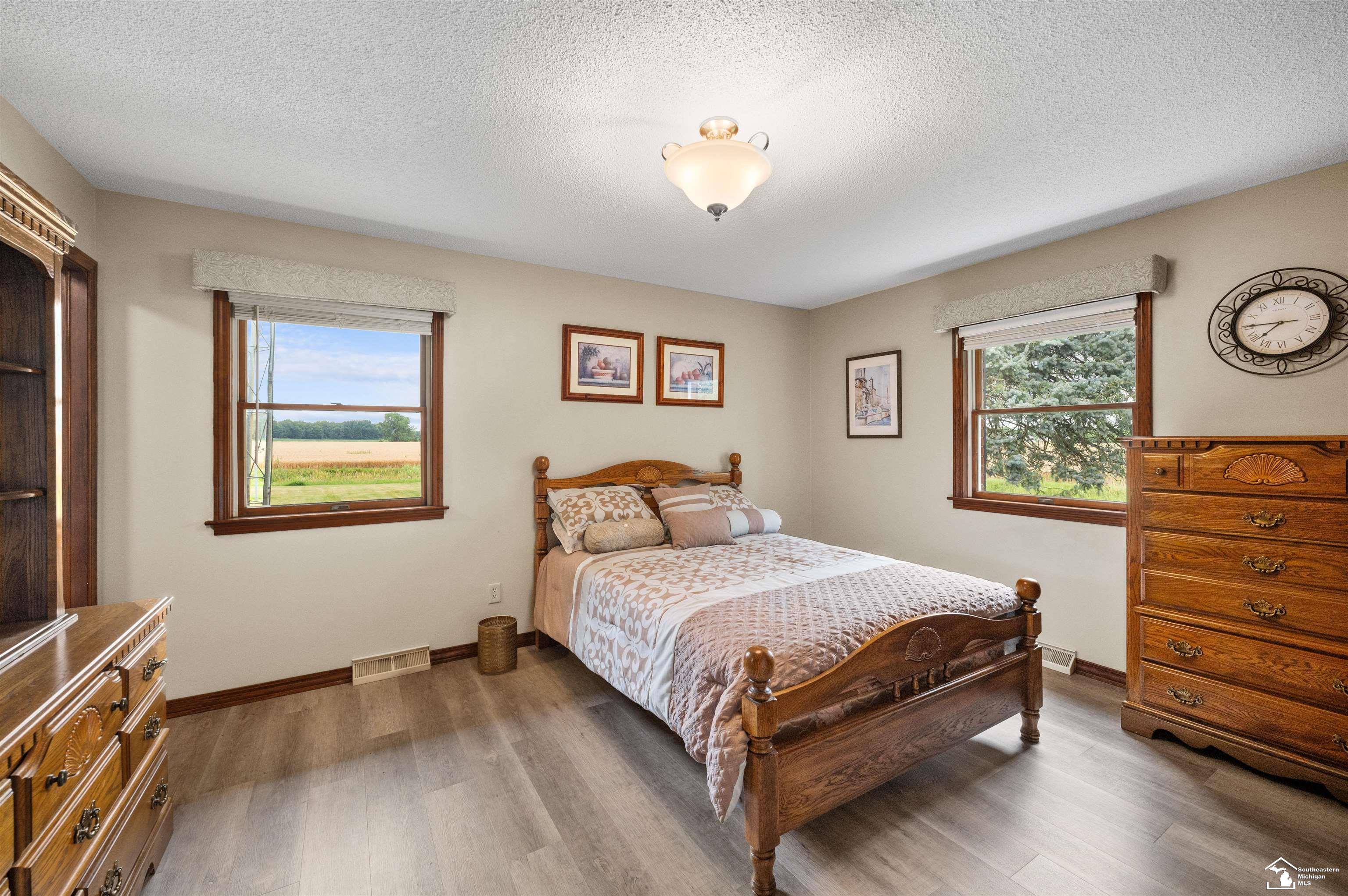 1006 East Temperance Road Temperance, MI 48182 - Photo 22 of 47 Gallery Image 22