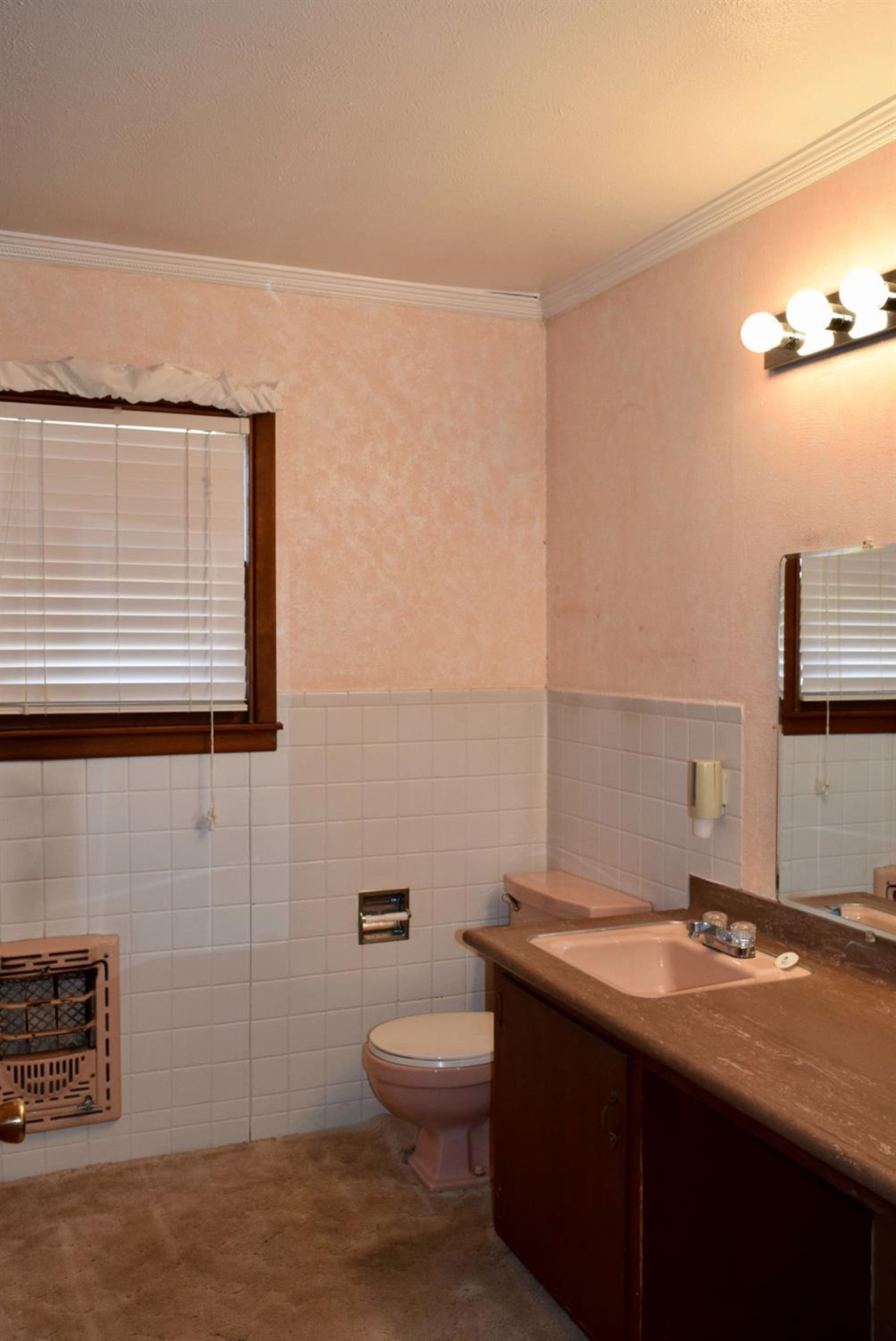 1109 Avenue East Ralls, TX 79357 - Photo 19 of 33 Photo 19