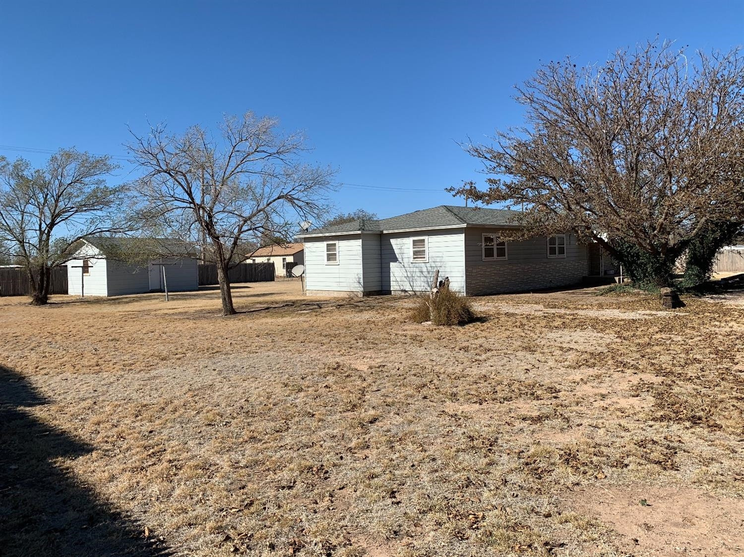 1109 Avenue East Ralls, TX 79357 - Photo 28 of 33 Photo 28