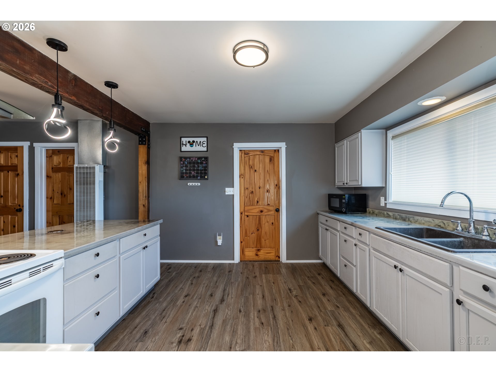 70373 Nicolai Road Rainier, OR 97048 - Photo 8 of 26 Kitchen