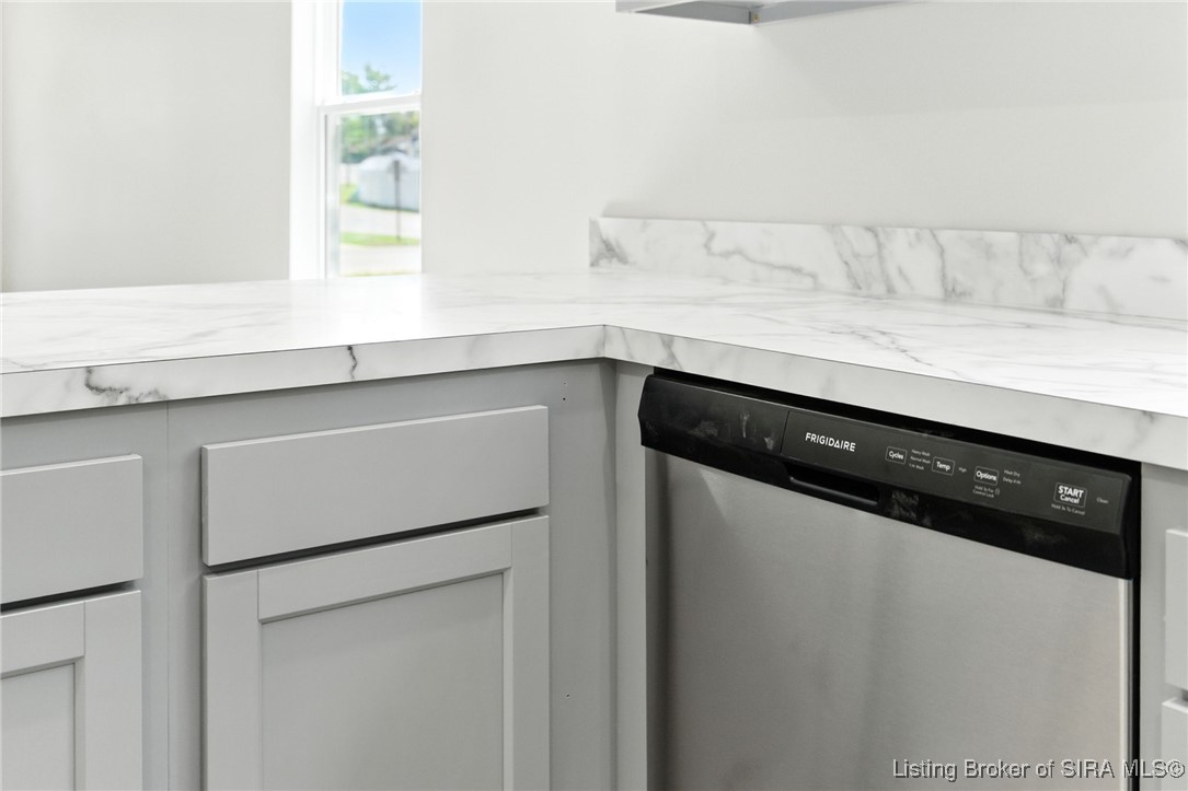 306 Taff Street Charlestown, IN 47111 - Photo 13 of 36