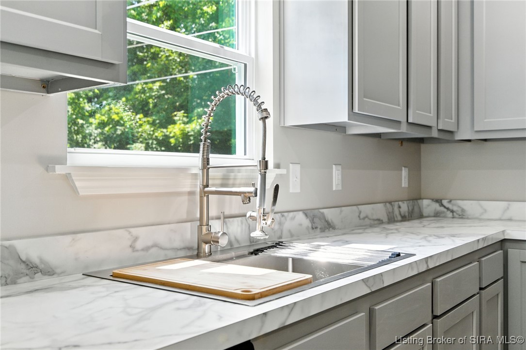 306 Taff Street Charlestown, IN 47111 - Photo 9 of 36