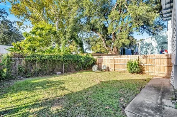 $1,000 | 1617 North Broad Street, Unit C, New Orleans, LA 70119