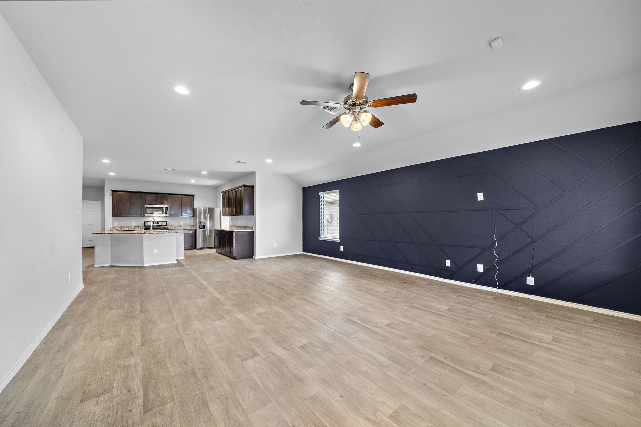 1610 Chase Anchor Court Rosenberg, TX 77469 - Photo 8 of 27 Gallery Image 8