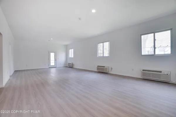 $2,075 | 9161 Brandywine Drive, Tobyhanna, PA 18466