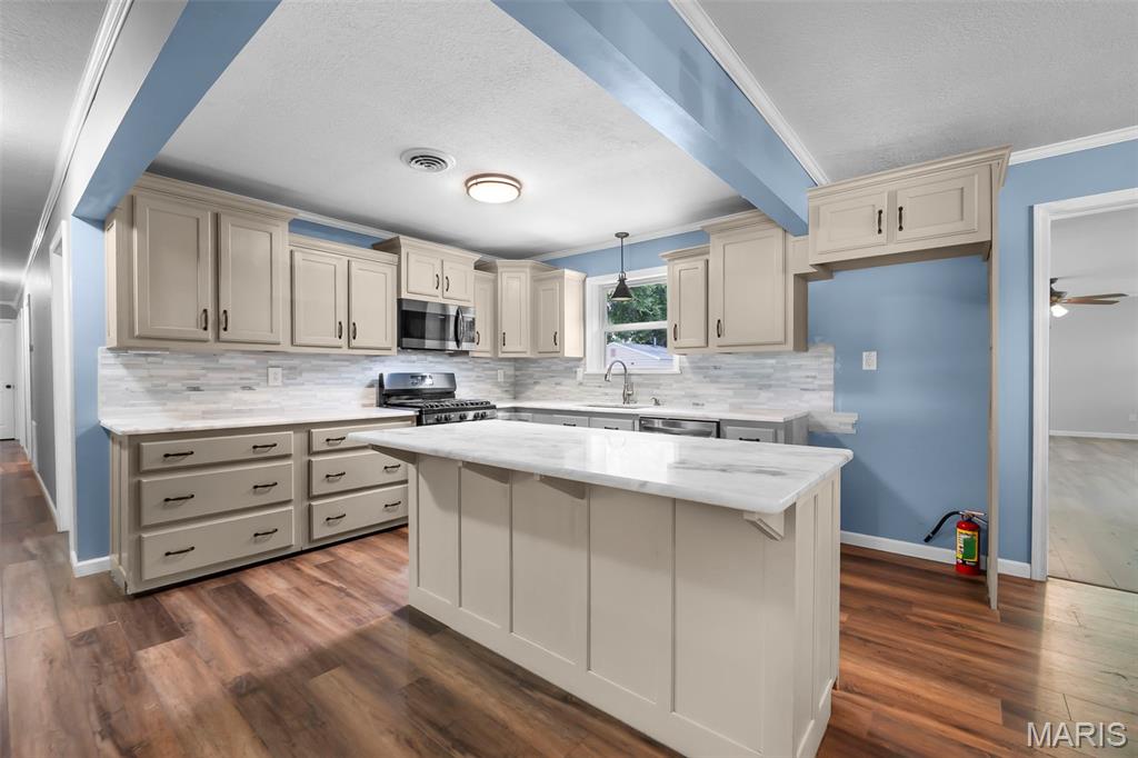 416 South Cooter Road Steele, MO 63877 - Photo 10 of 33