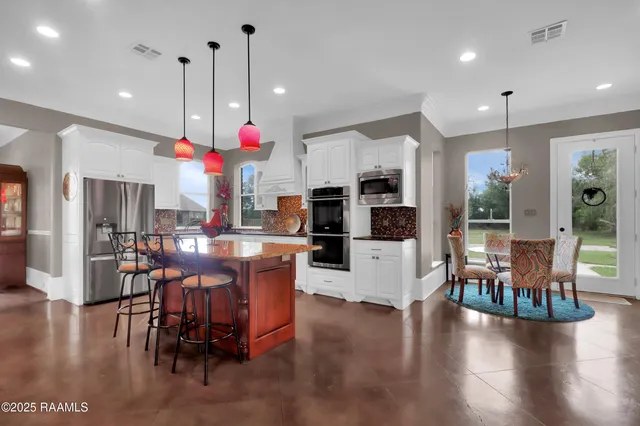 $459,500 | 7234 Kirkland Boulevard, Maurice, LA 70555