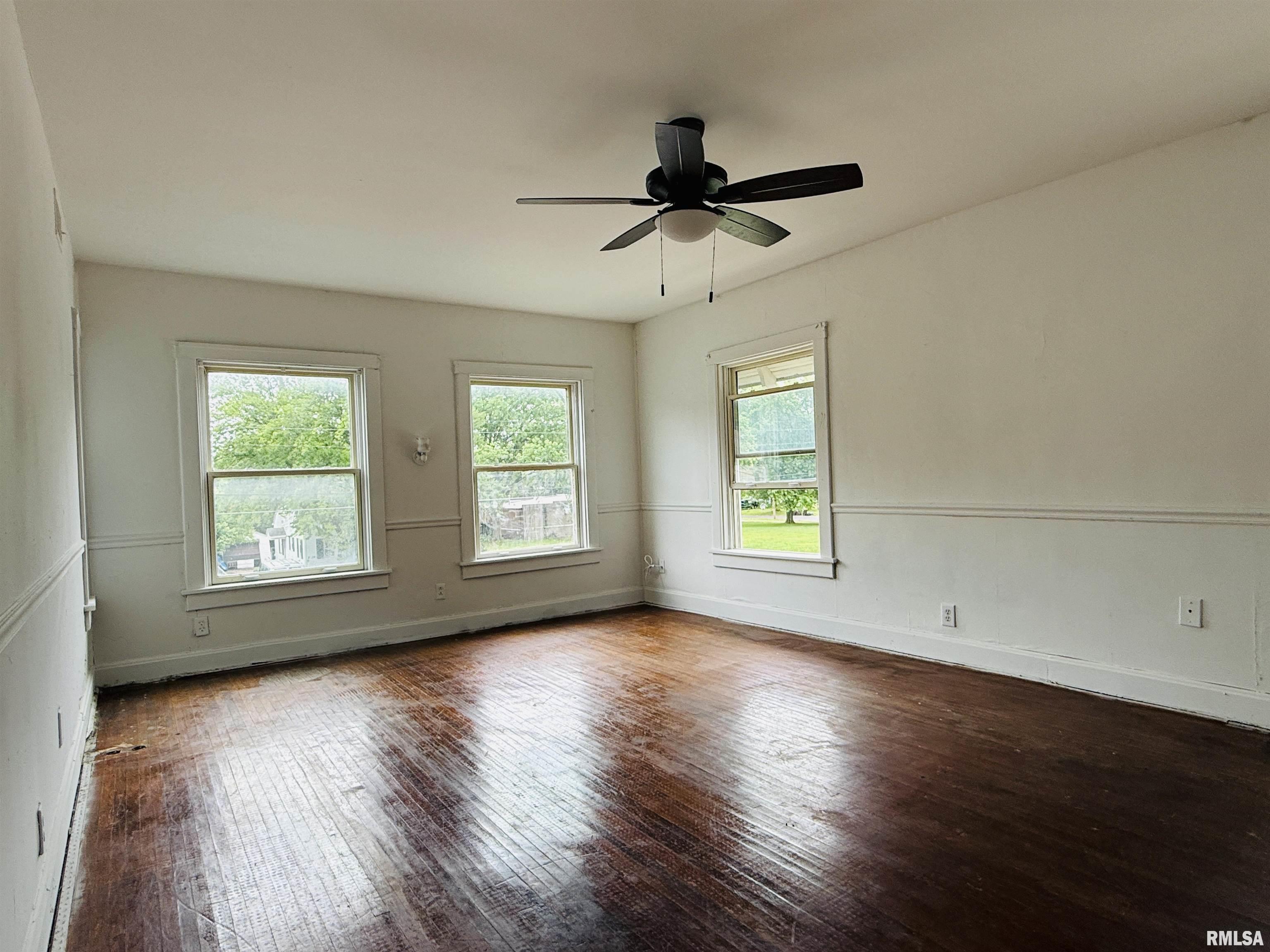 2141 North Prospect Road Peoria, IL 61603 - Photo 22 of 42