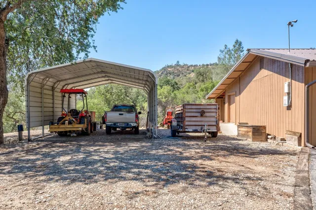 $699,000 | 28646 Redinger Way, Auberry, CA 93602