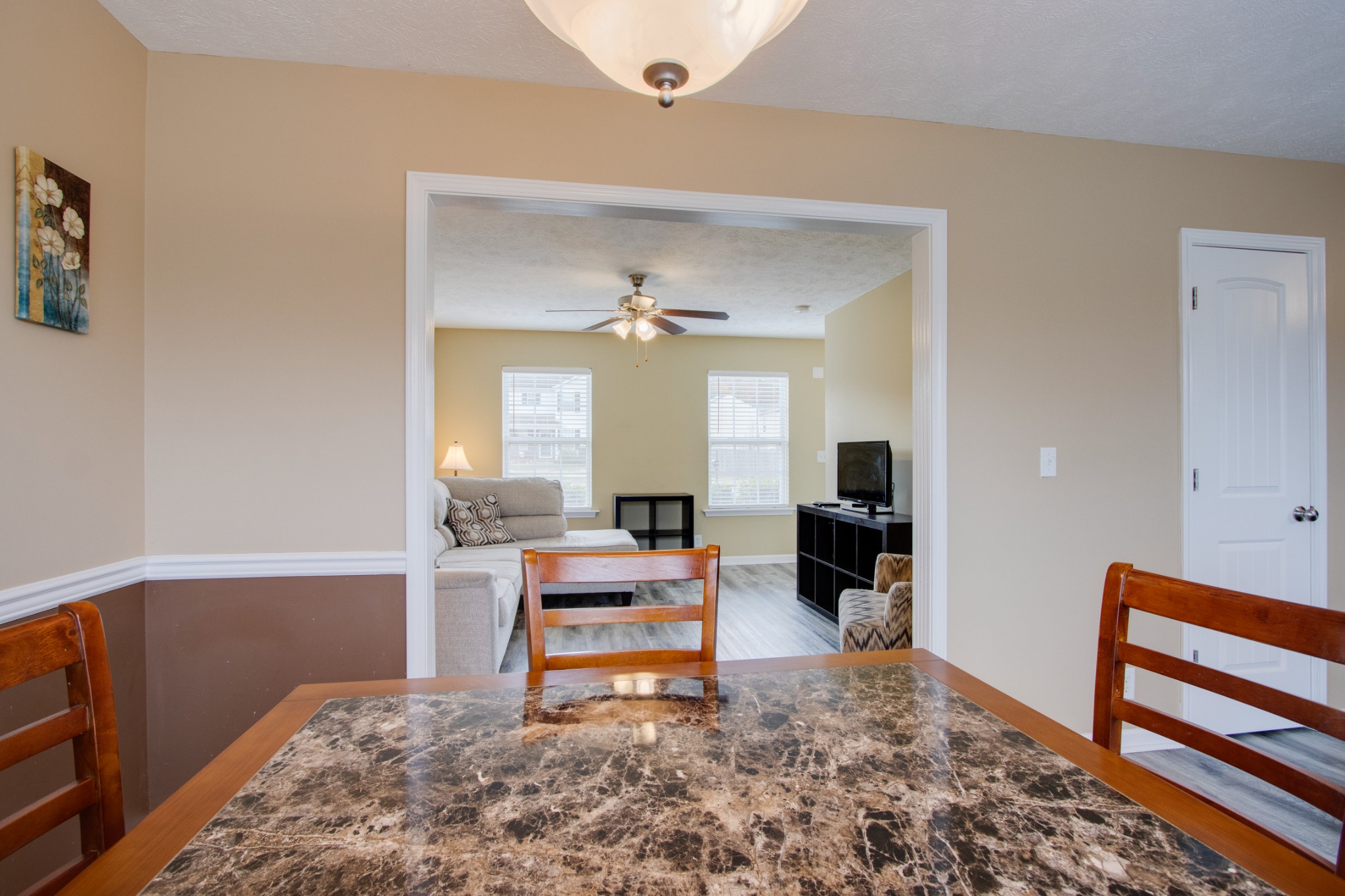 977 Woodall Road Lebanon, TN 37090 - Photo 11 of 32 a living room with furniture and wooden floor