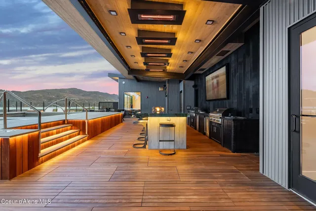 $3,190,000 | 802 Sandpoint Avenue, Unit 8201, Sandpoint, ID 83864