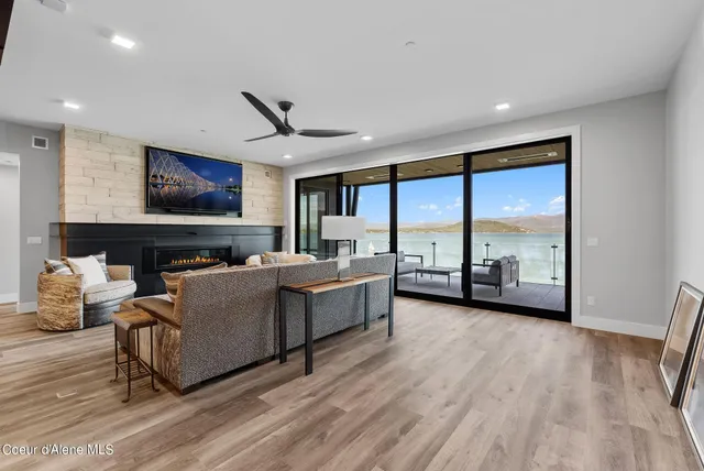 $3,190,000 | 802 Sandpoint Avenue, Unit 8201, Sandpoint, ID 83864