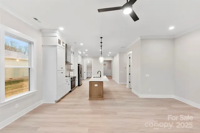 $650,000 | 551 Perry Road, Troutman, NC 28166