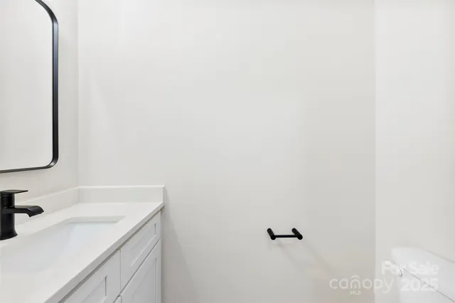 $650,000 | 551 Perry Road, Troutman, NC 28166