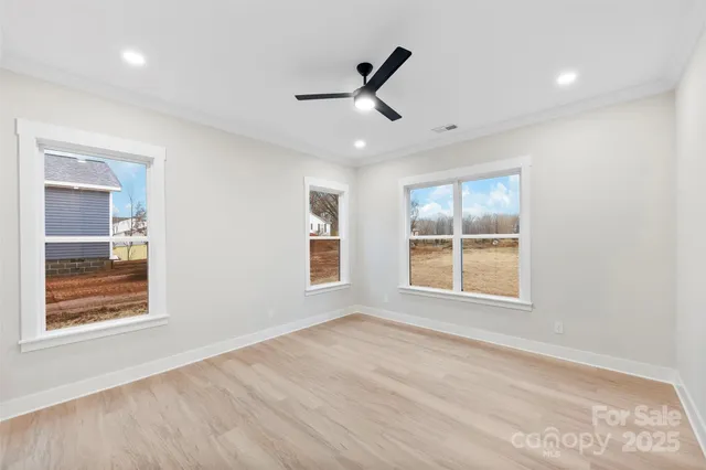 $650,000 | 551 Perry Road, Troutman, NC 28166