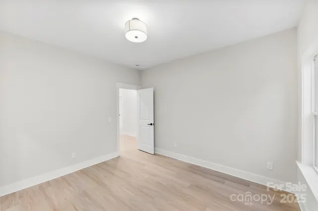 $650,000 | 551 Perry Road, Troutman, NC 28166