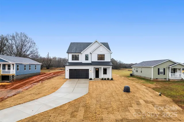 $650,000 | 551 Perry Road, Troutman, NC 28166