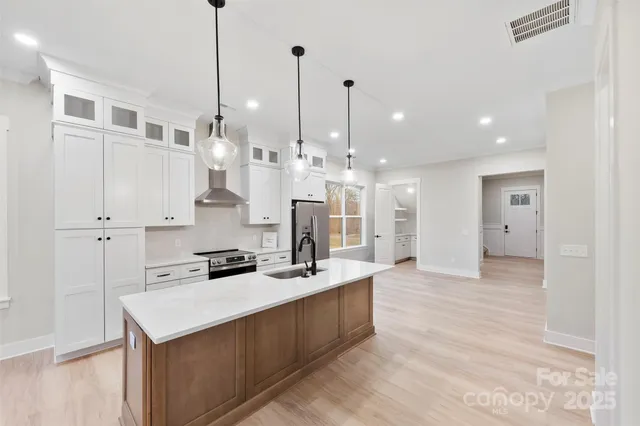 $650,000 | 551 Perry Road, Troutman, NC 28166