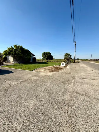 $2,400 | 7595 South Peach Avenue, Fowler, CA 93625