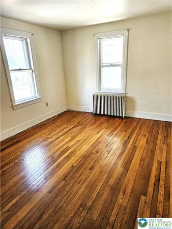$2,250 | 221 East Prospect Street, Nazareth, PA 18064