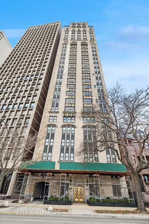 $1,000,000 | 1242 North Lake Shore Drive, Unit 25, Chicago, IL 60610