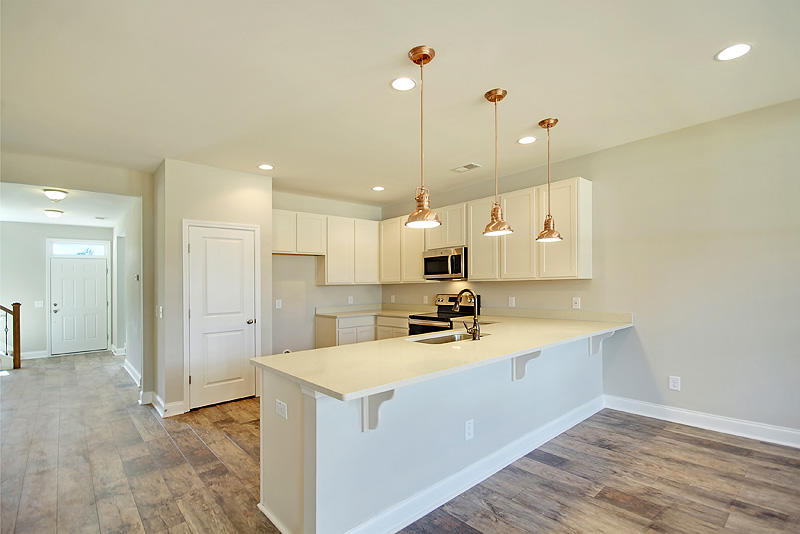 7752 Montview Road North Charleston, SC 29418 - Photo 6 of 50 IMG_1643_IMG_1647-copy