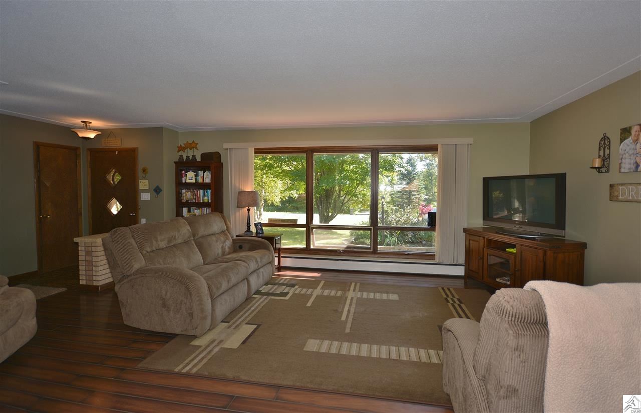 3403 West Tischer Road Duluth, MN 55803 - Photo 8 of 17