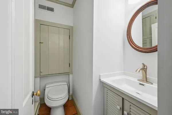 $865,000 | 106 South Queen Street, Chestertown, MD 21620
