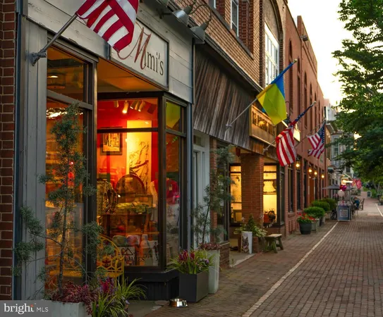 $865,000 | 106 South Queen Street, Chestertown, MD 21620