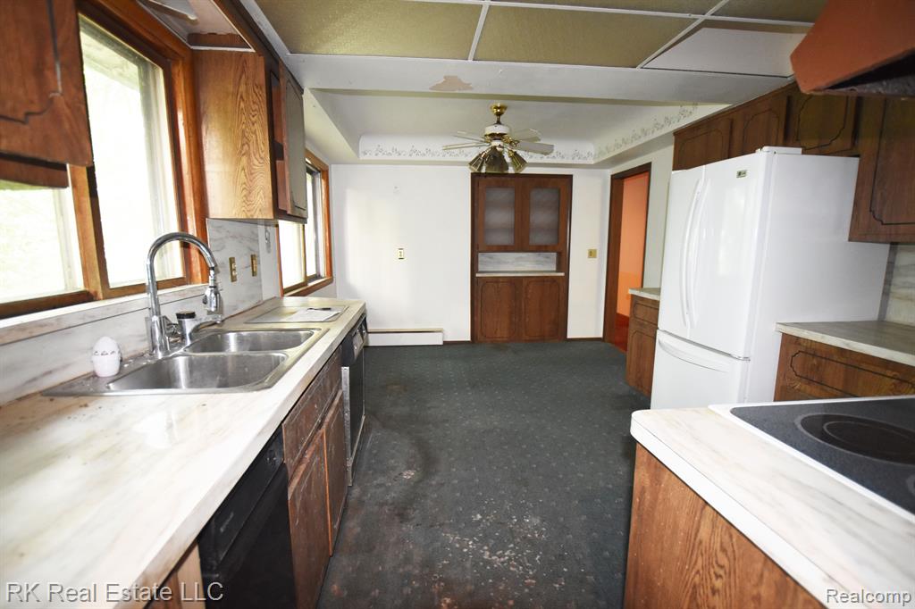 2821 West Utica Road Utica, MI 48317 - Photo 7 of 43