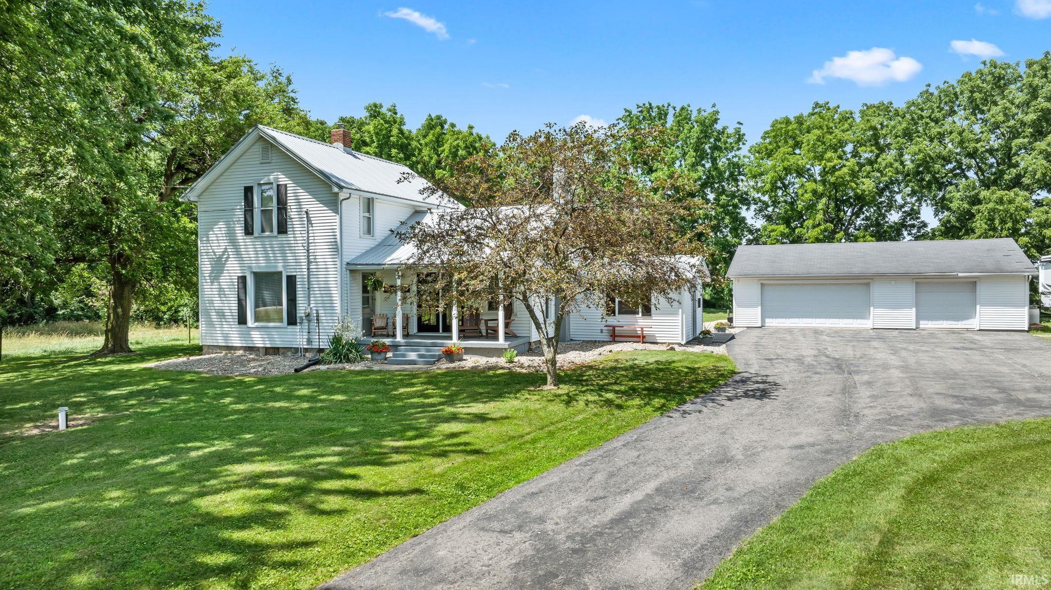 8256 North Angling Road Kendallville, IN 46755 - Photo 2 of 44