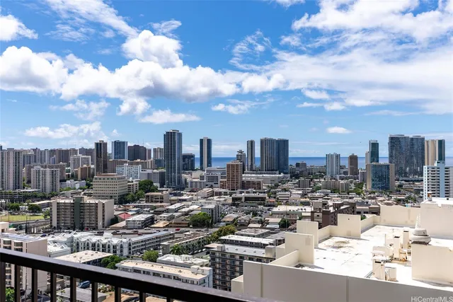 $415,000 | 1201 Wilder Avenue, Unit 2404, Honolulu, HI 96822