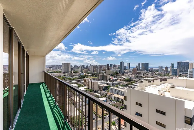 $415,000 | 1201 Wilder Avenue, Unit 2404, Honolulu, HI 96822