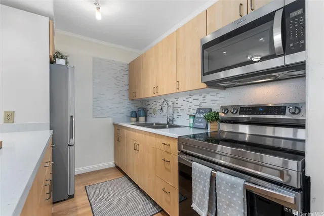 $415,000 | 1201 Wilder Avenue, Unit 2404, Honolulu, HI 96822