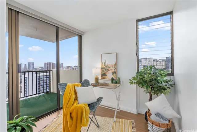$415,000 | 1201 Wilder Avenue, Unit 2404, Honolulu, HI 96822