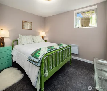 $950,000 | 4977 19th Avenue South, Seattle, WA 98108