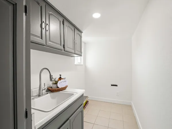 $499,999 | 4785 East Washington Avenue, Fresno, CA 93702